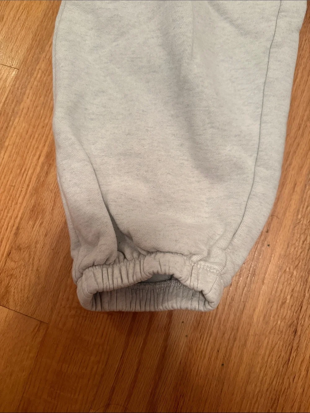 Brandy Melville Light Gray Women’s Cuffed Sweatpants